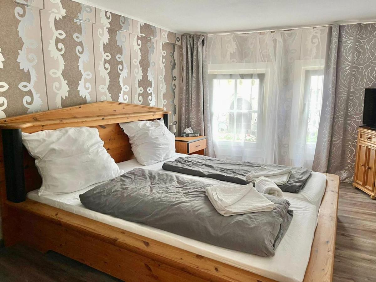 The Burgklause Boutique Hotel Лінц-ам-Райн Екстер'єр фото