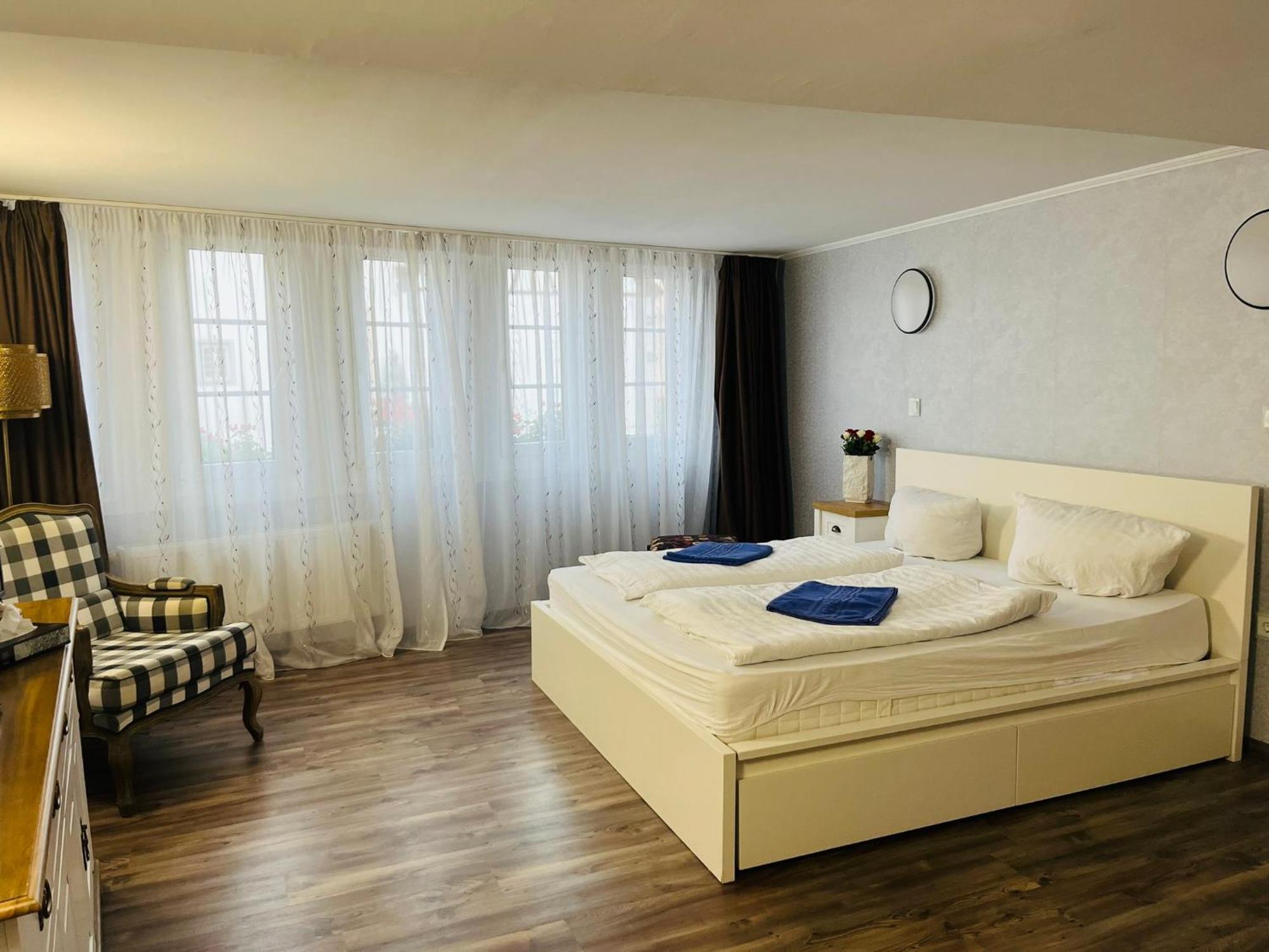 The Burgklause Boutique Hotel Лінц-ам-Райн Екстер'єр фото